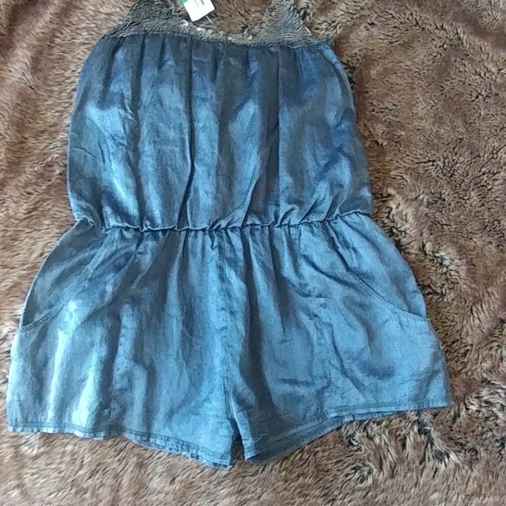 La Rok Romper - Picture 3 of 8